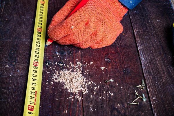 Ultimate guide to insulating 1950s brick homes in the uk: boosting energy efficiency and enhancing comfort